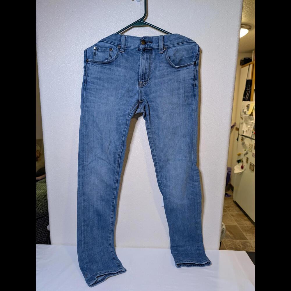 EUC UNIQLO Light Blue Skinny Jeans Women's 30x32